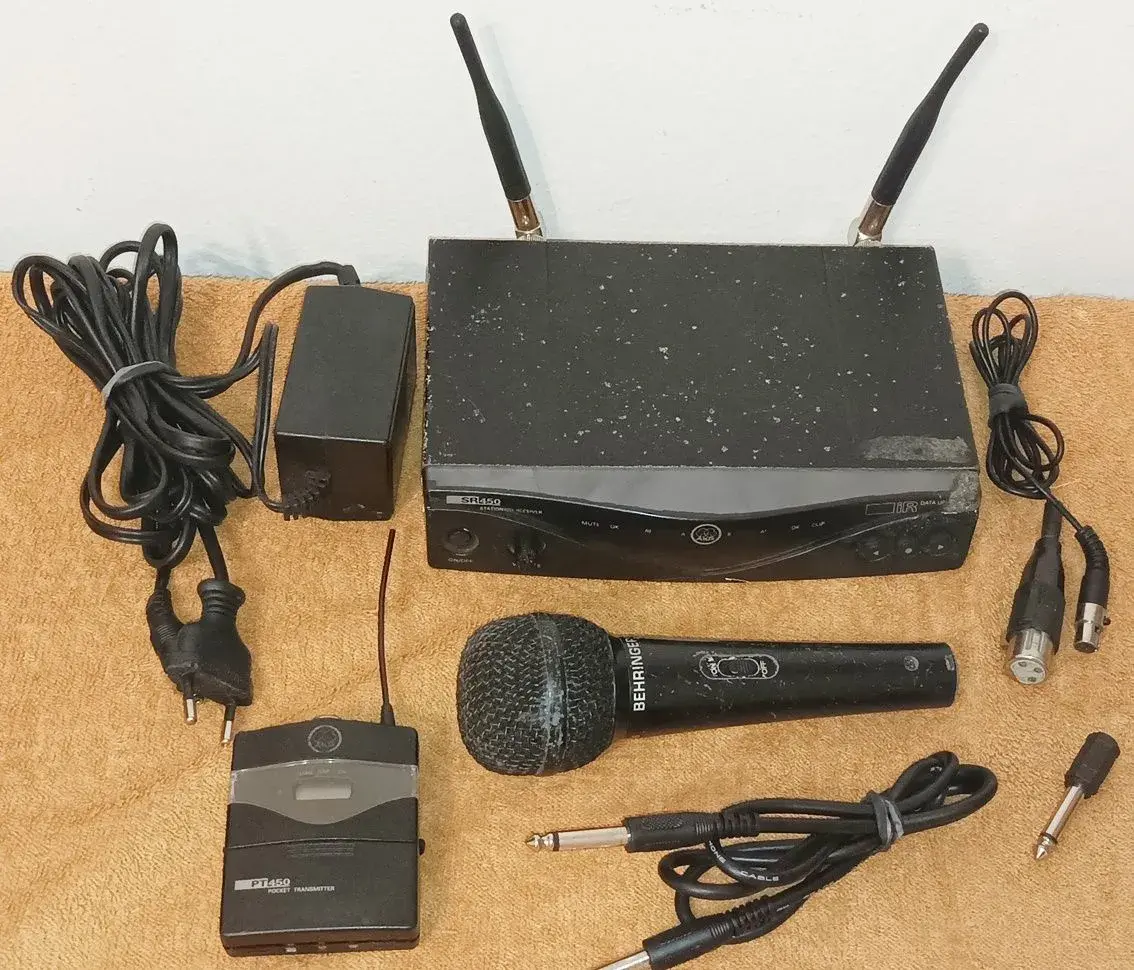 AKG WMS 450 -prof. bezdrát. mikrof. set -100% funkční