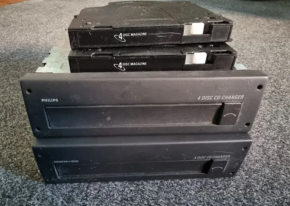 CD měnič Philips pro GM OPEL