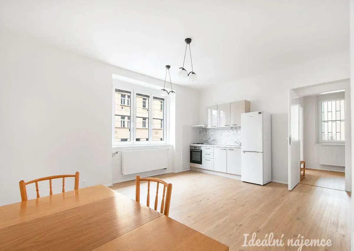 Pronájem bytu 3+kk, Na Zlatnici, Podolí, 30300 Kč/měs, 74 m2