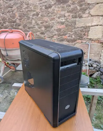Cooler Master RC-690 Mid Tower