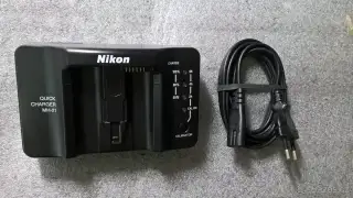 Nikon MH-21 nabíječka pro baterii EN-EL4, EN-EL4a