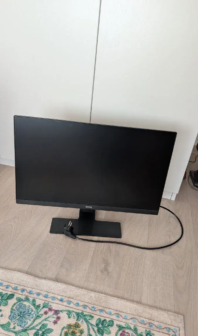 Monitor BenQ GW2480 – 24″ Full HD IPS – výborný stav