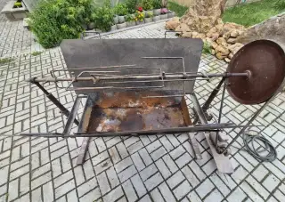Gril na sele, krocana, kuřata