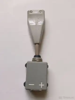 RF-10 konektor
