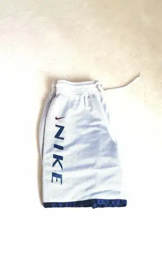 Nike oboustranné bílé nebo modré funkční kraťasy vel. M/L,