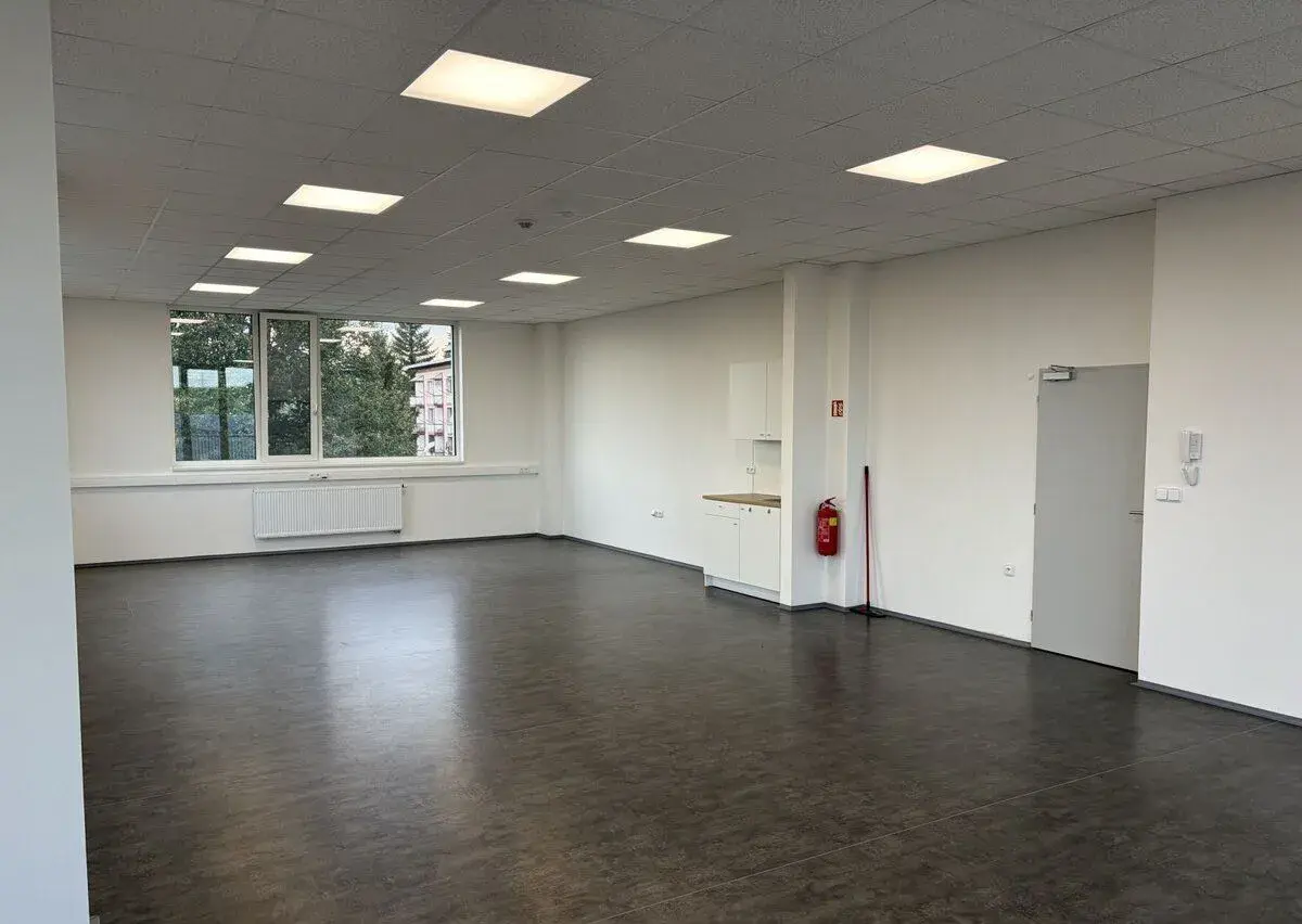 Pronájem kanceláře 84 m2, Slovanská, Slavkov u Brna
