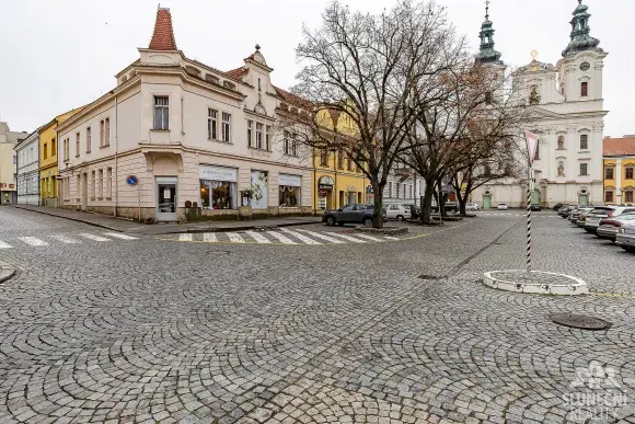 Činžovní rohový dům v centru Uherského Hradiště 450 m² - Mas