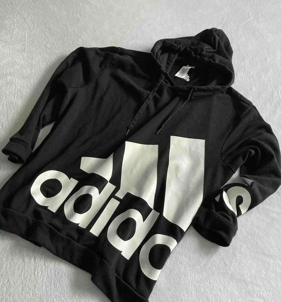 Adidas mikina vel. XL