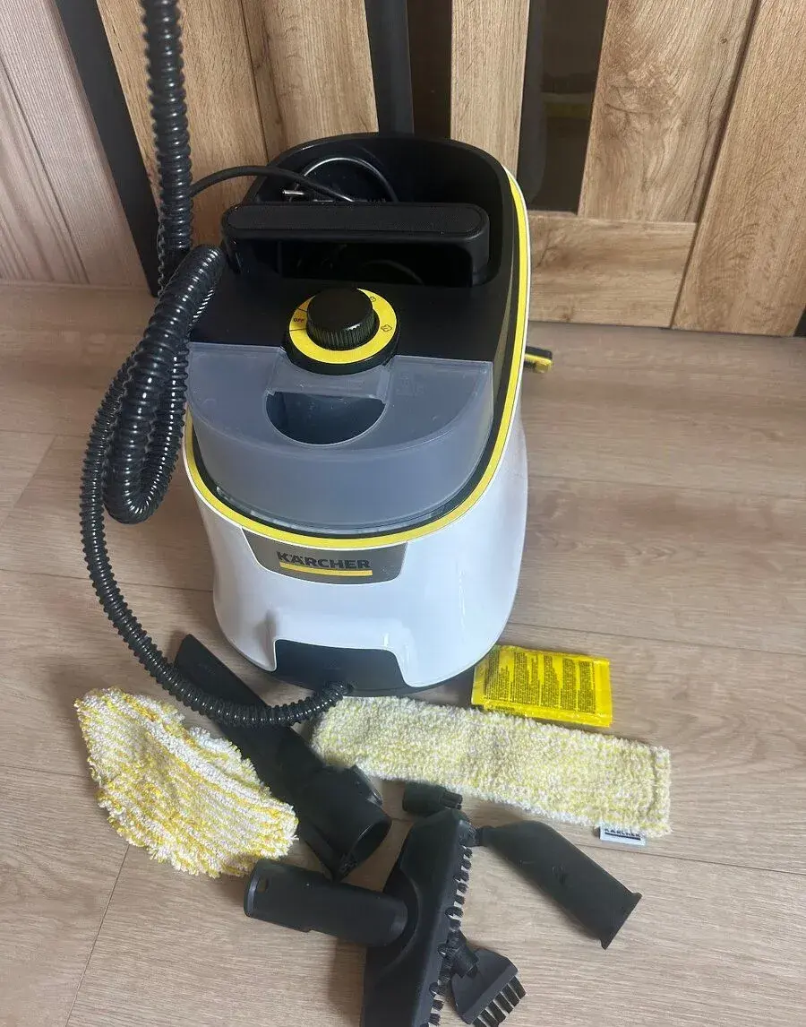 parní čistič Kärcher SC 4 Deluxe