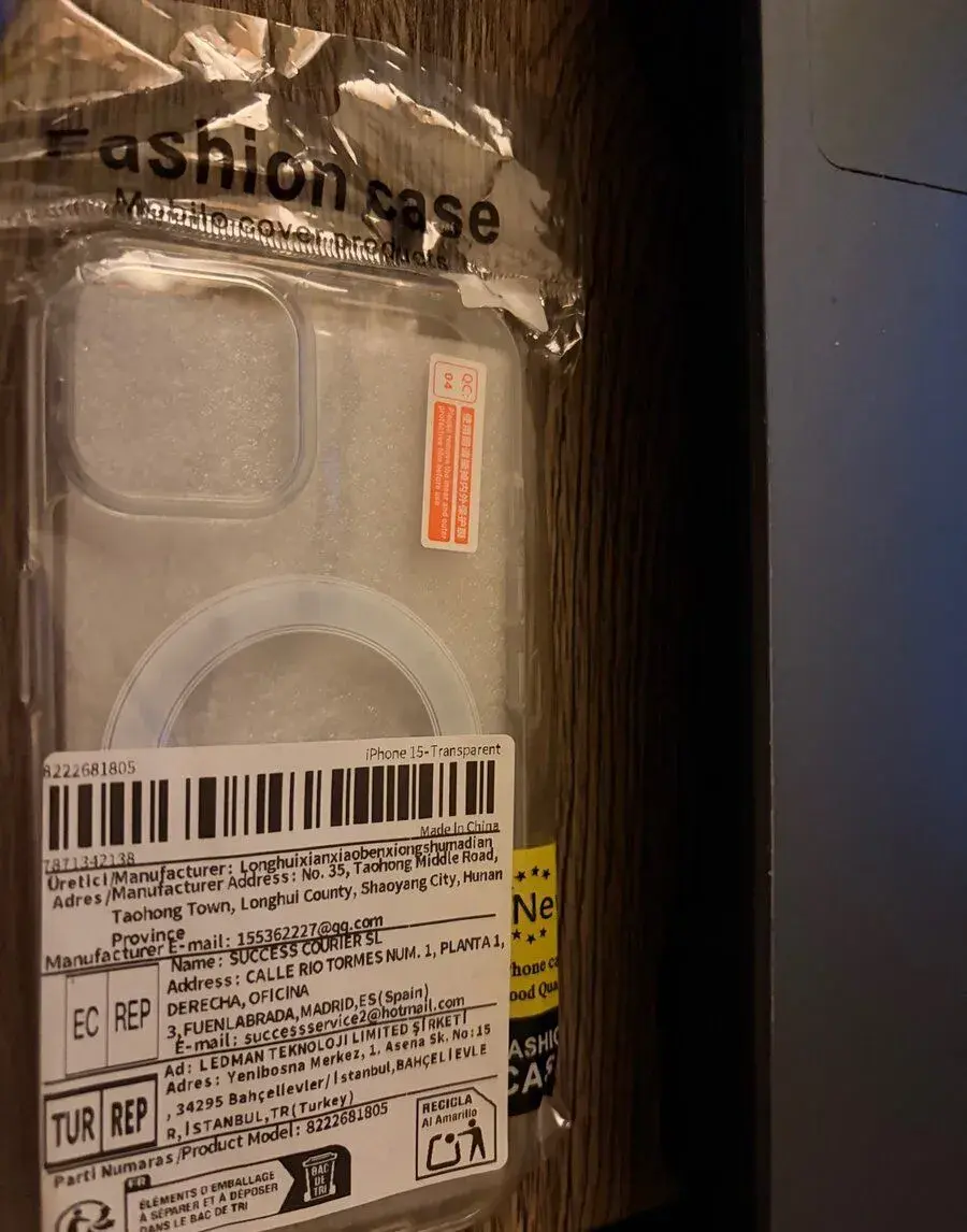 iPhone 15 - Kryt