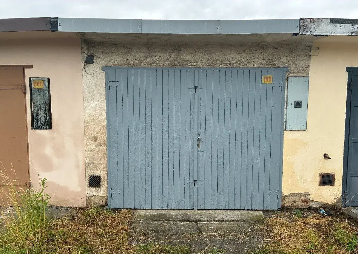 Pronájem garáže – Třinec, Lyžbice | Bez elektřiny |