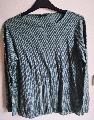 dámské puntíkaté triko s dlouhým rukávem vel. XL