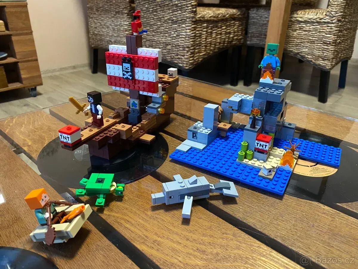 LEGO® Minecraft® 21152 Dobrodružství pirátské lodi