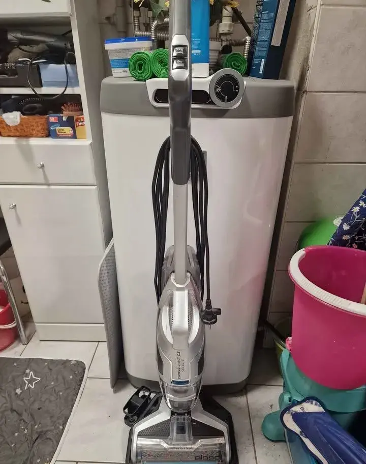 Tyčový vysavač Bissell Crosswave C3