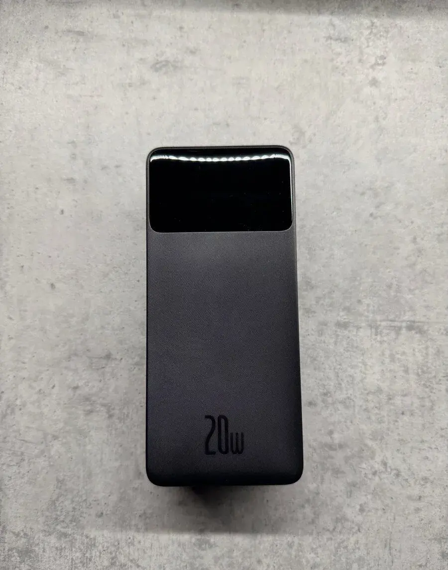 Powerbanka 30000 mAh 111Wh