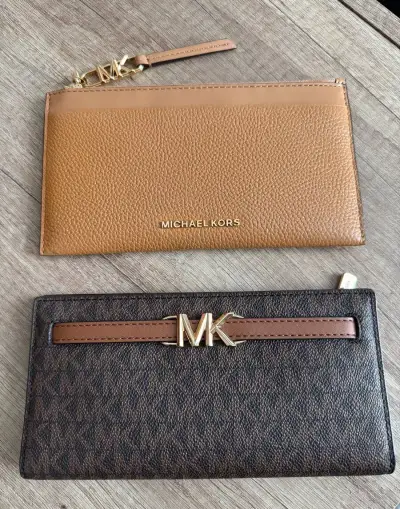 Peněženky Michael Kors
