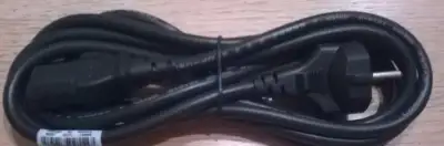Napájecí kabel 220V černý