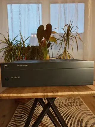 NAD 214 (po servisu)