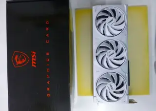 MSI GeForce RTX 5080 16G VENTUS 3X OC WHITE