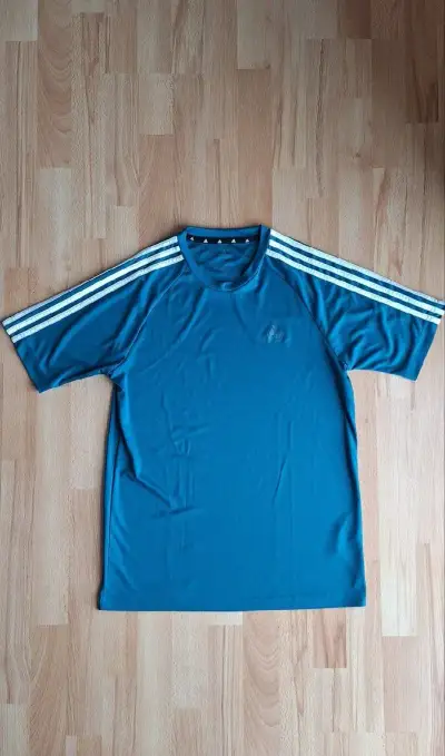 Triko Adidas vel. S