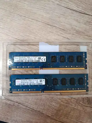 3× DDR3 RAM, všechny 4 GB / 1600 MHz.