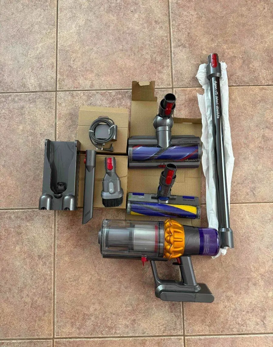 Vysavač - STAV - Dyson V15 Detect Absolute - 2023