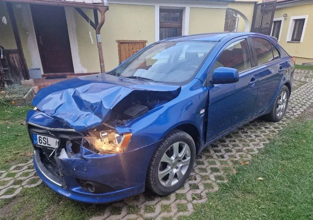 Mitsubishi Lancer – 2011, 235 000 km