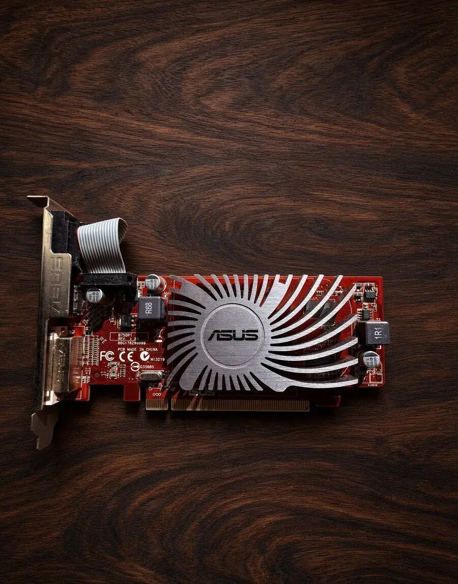 ASUS grafická karta HD 5450 LP