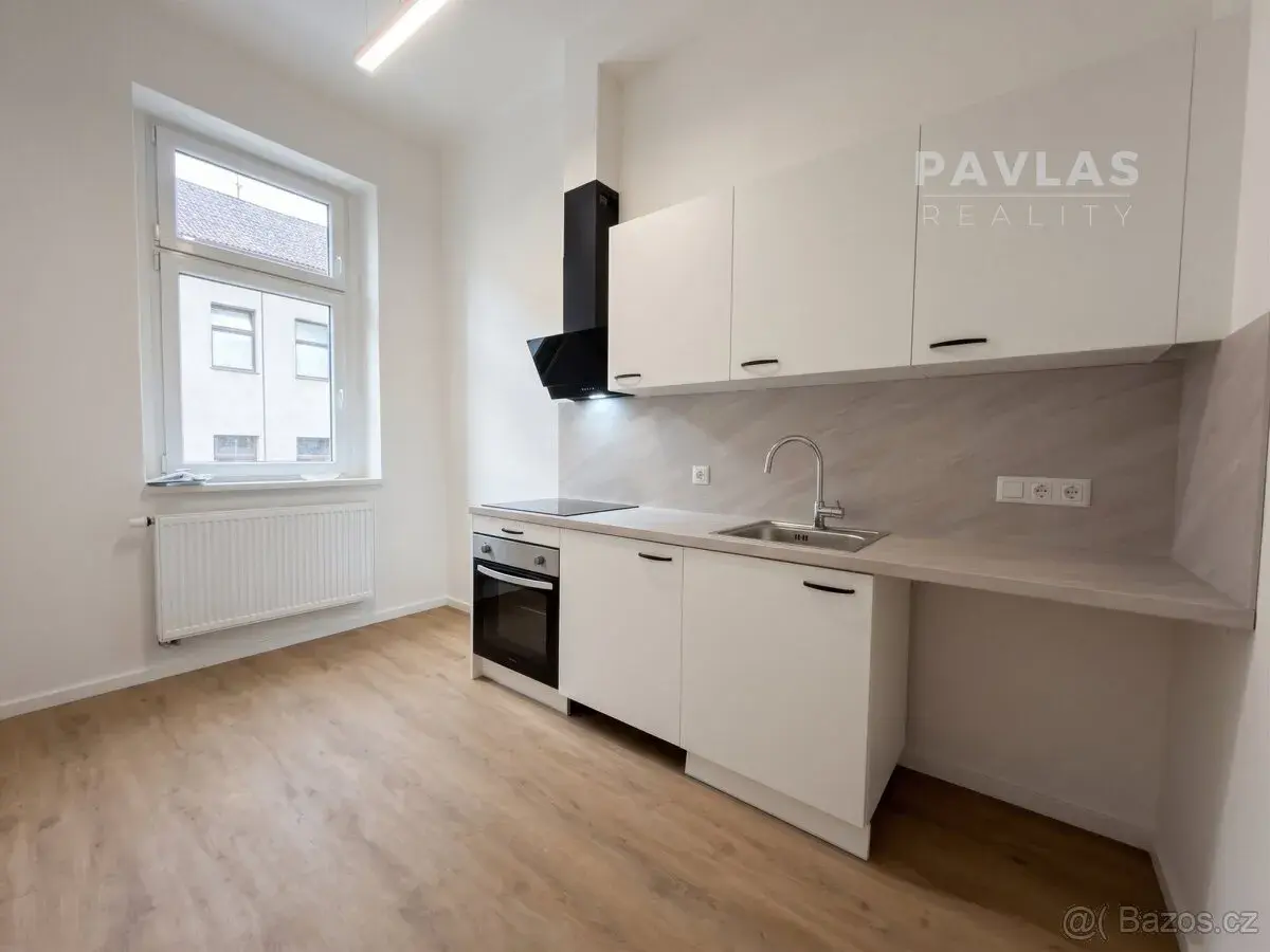 Výjimečný pronájem nového bytu 2+1, 60 m², po kompletní reko