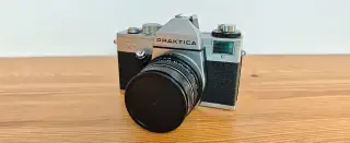 Praktica LB 2 + širokoúhlý objektiv Pentacon electric 2.8/29