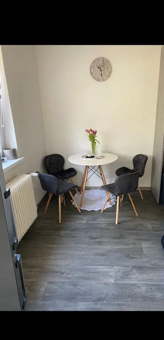 Pronájem bytu 2+1 o rozloze 52 m² s balkonem- Kladno Švermov