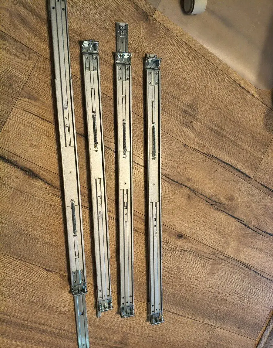 Dell lyziny Rack Rails - Type A7 - R430 R620 R630 R640