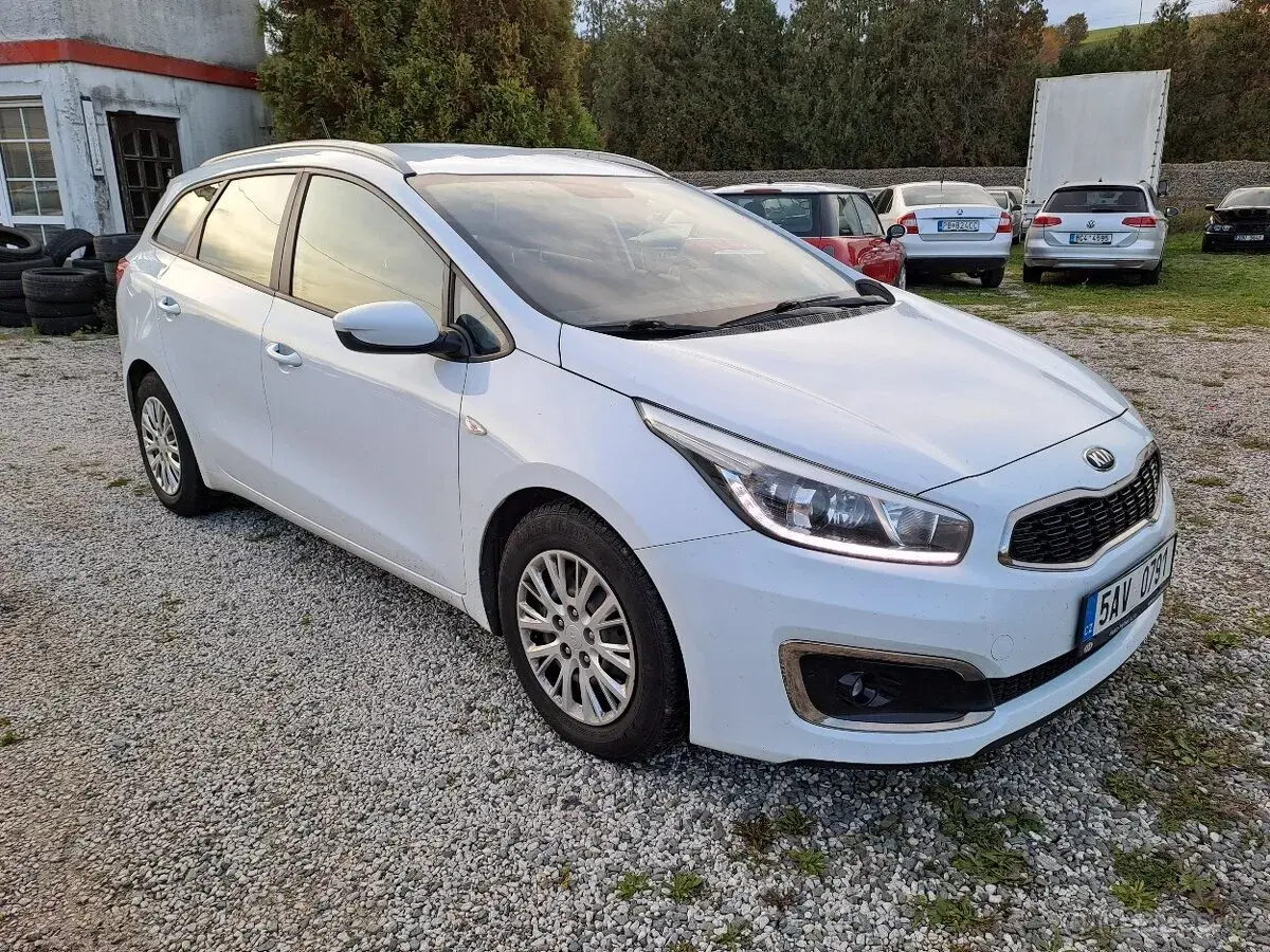 Kia Ceed – 2016, 327 000 km