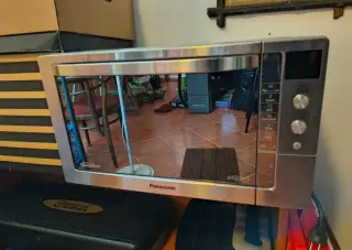 PANASONIC NN-CS598 Mikrovlka + Gril + Konvekce + Pára