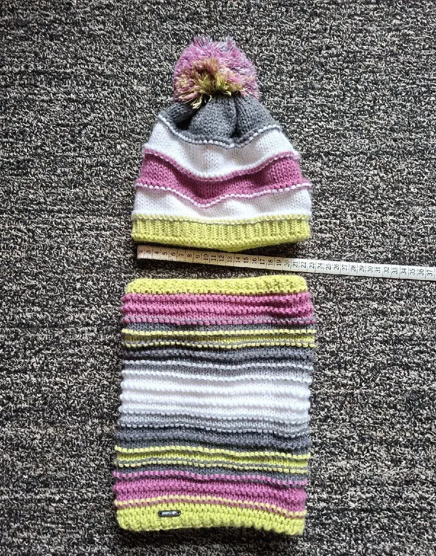 Čepice a nákrčník littleAngel 49-53, vel.5