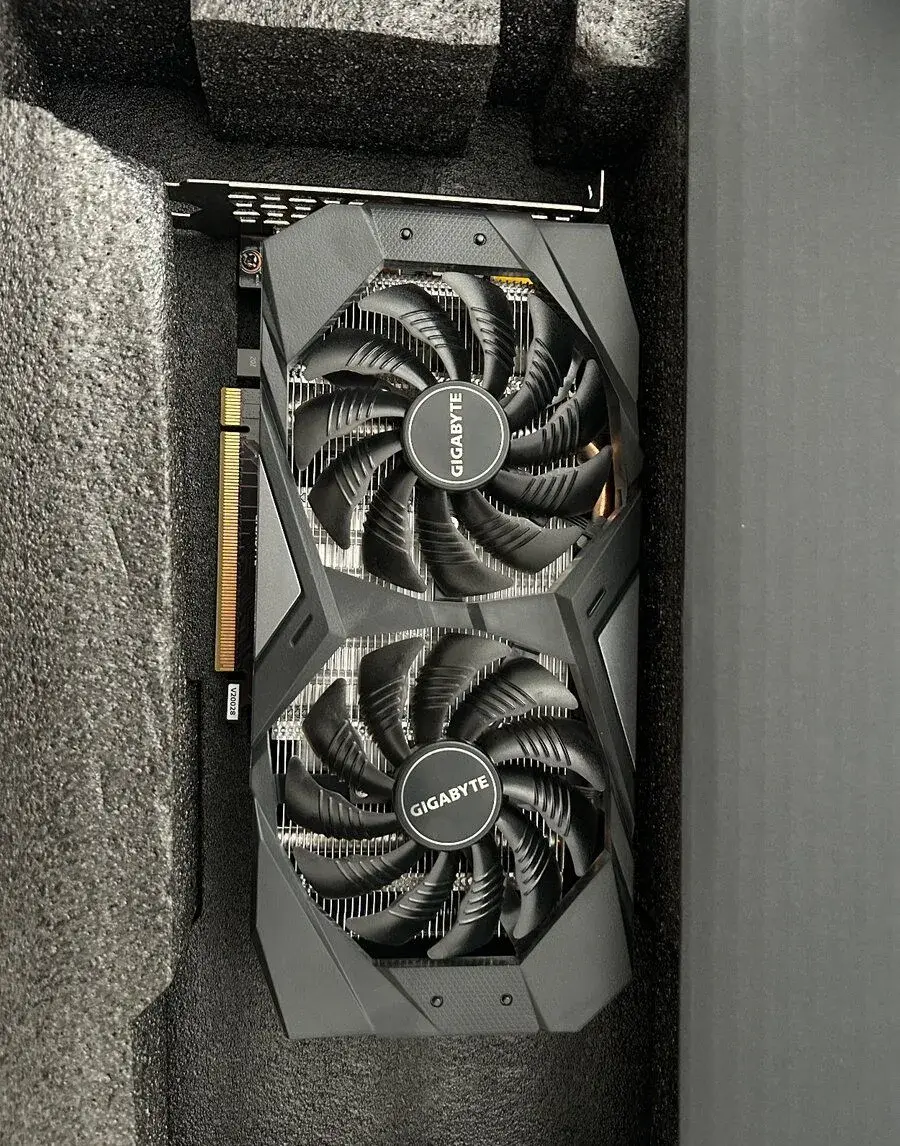 GIGABYTE GeForce RTX2060 6gb