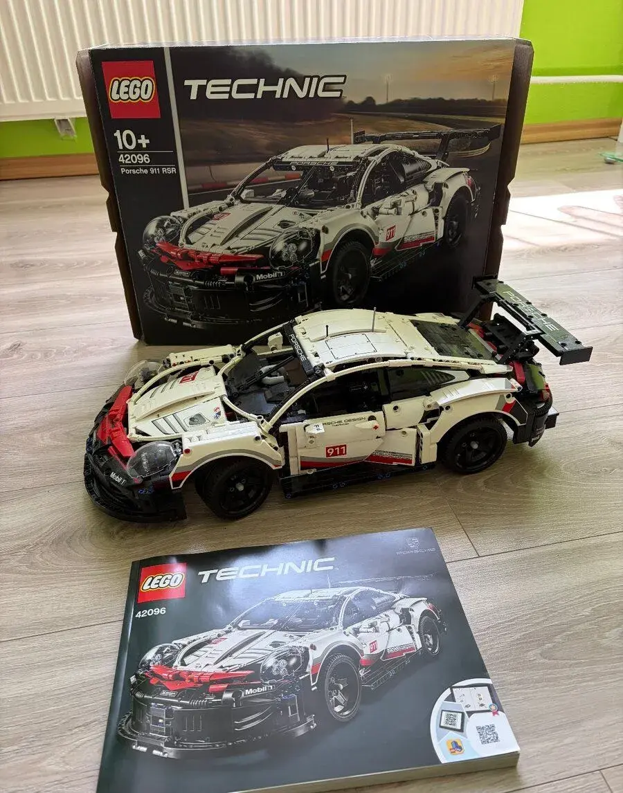 LEGO TECHNIC 42096 PORSCHE 911 RSR