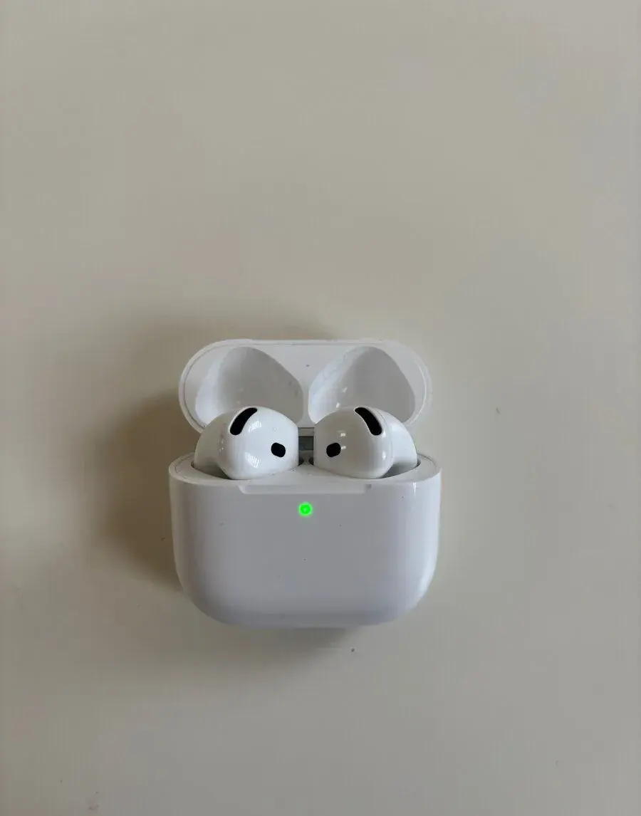 Airpods 4 2024