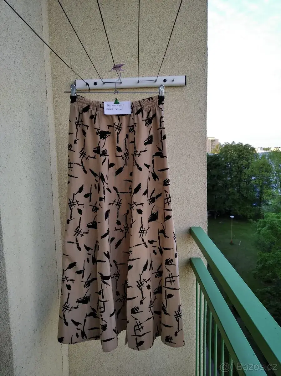 Sukně - pas 84 cm