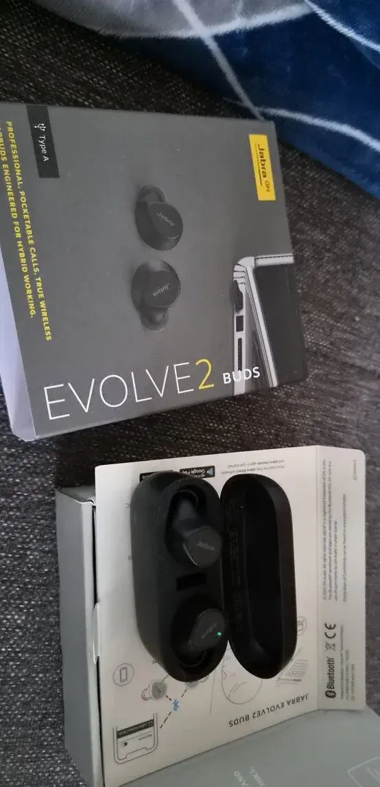Bezdrátová sluchátka Jabra Evolve2 Buds