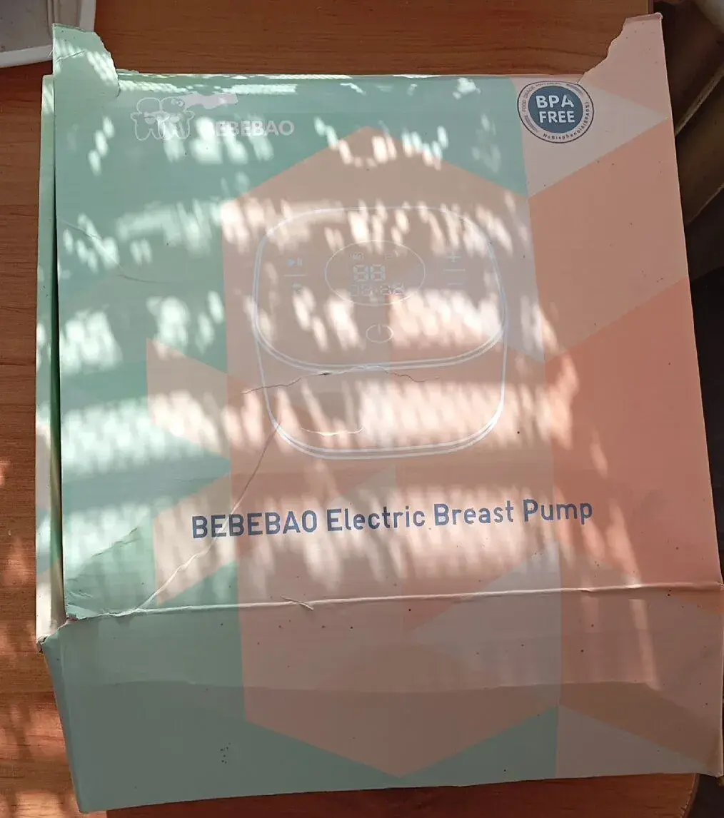 Elektrická odsávačka mléka a kojící podprsenka
