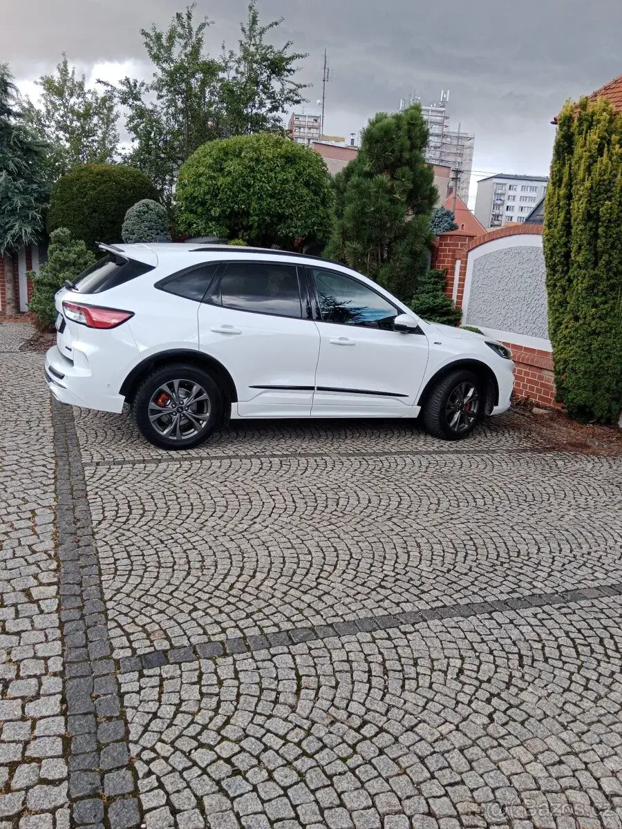 Ford Kuga – 71 900 km