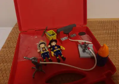 Playmobil kufřík - hasiči (5973)
