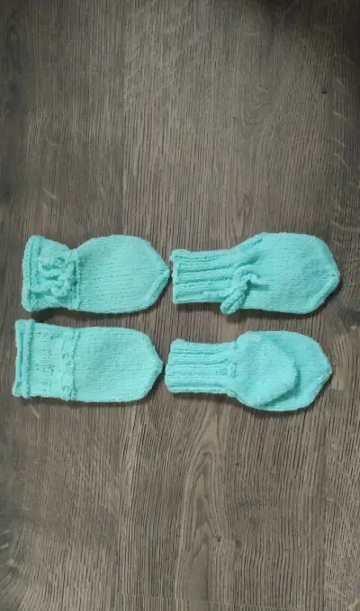 NOVÉ new born pletené rukavice a ponožky vel. 56