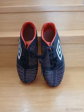 Sálová obuv zn. Umbro