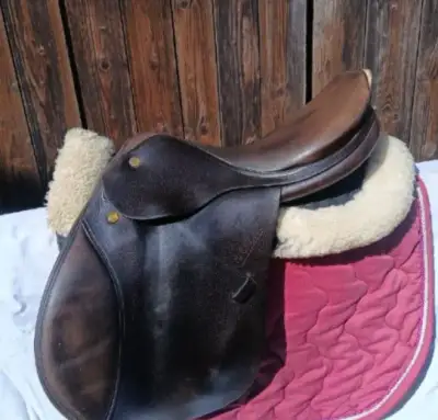 Sedlo Prestige Appaloosa Michel Robert 17.5"