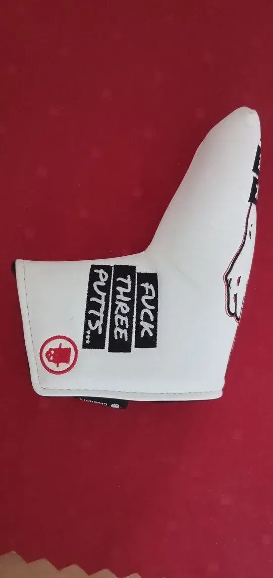Ochranný obal na golfový putter.