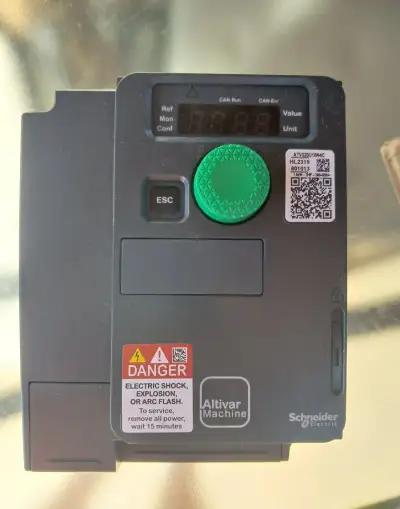 Frekvenční měnič 1,5 kW