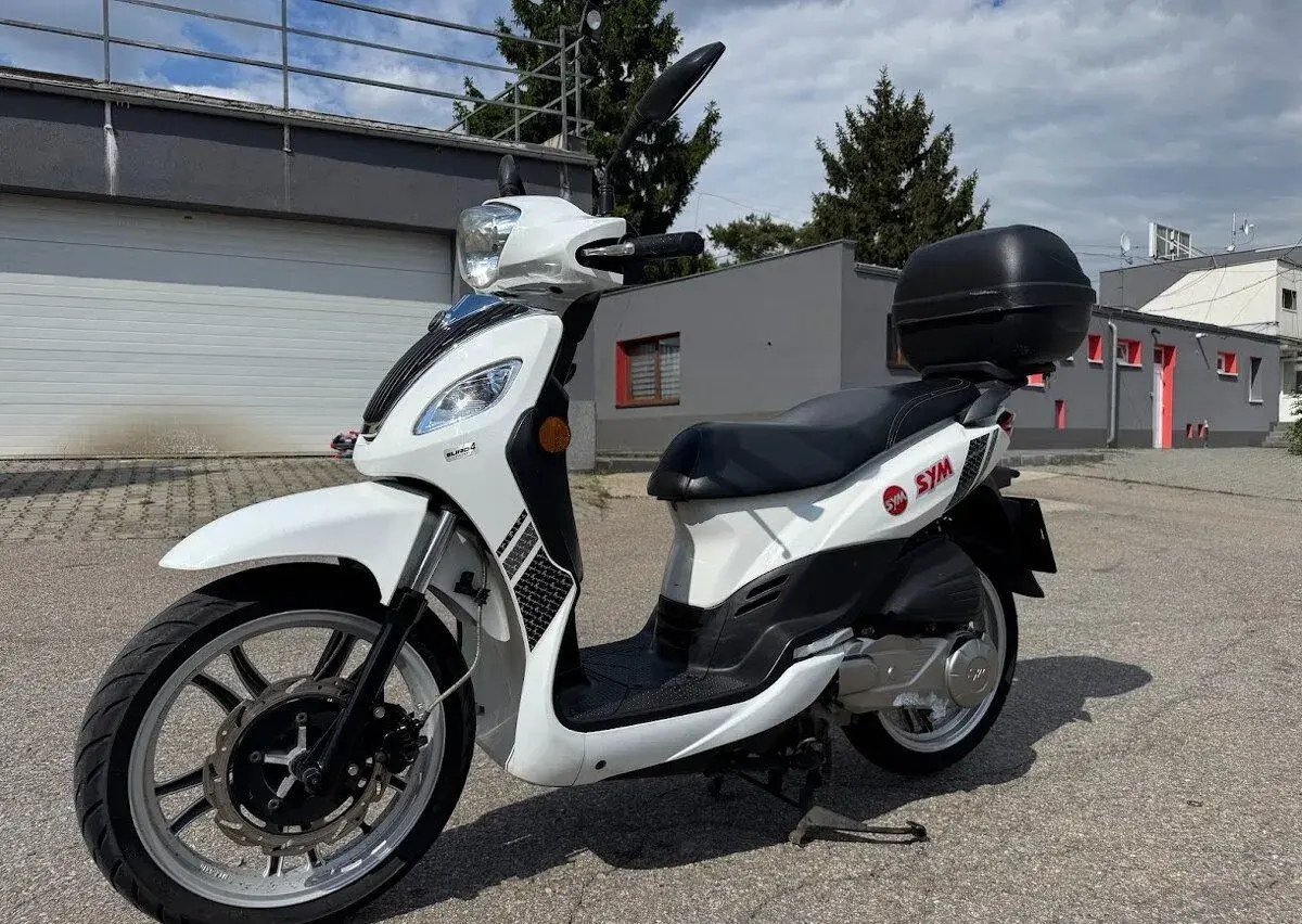 2018 SYM 125 SYMPHONY STi, naj. 19500 km, po servisu