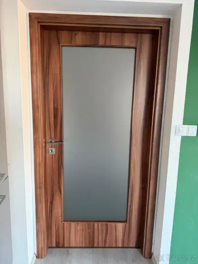 Interiérové dveře Solodoor 5ks dekor Ořech obložky a kování
